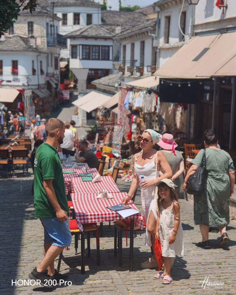 Girokaster, Albania